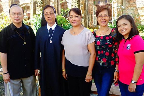 Sr Maria Corazon C Villanueva and friends